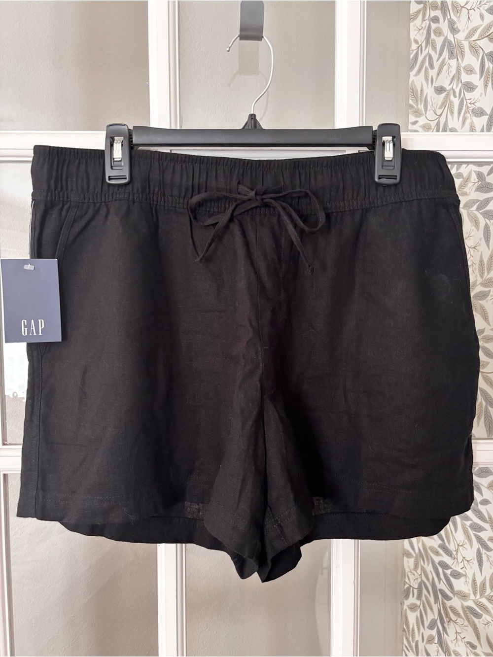 GAP Linen Pull-On Shorts Sz L NWT